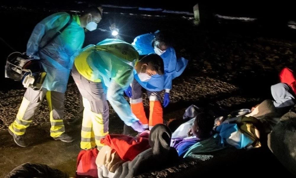 Αγνοούνται περίπου 30 μετανάστες που επιχείρησαν τον διάπλου από το Μαρόκο προς τα Κανάρια Νησιά